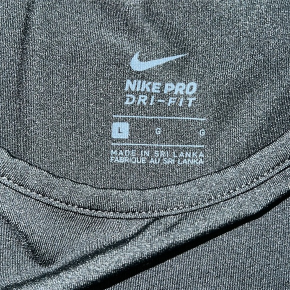 Black Nike pro dry fit athletic tank size small - Picture 2 of 2